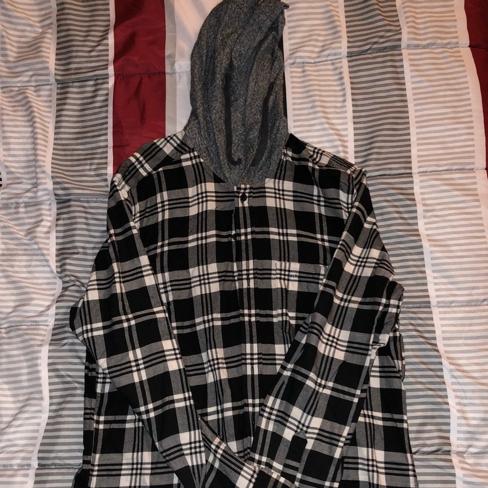 American eagle button down